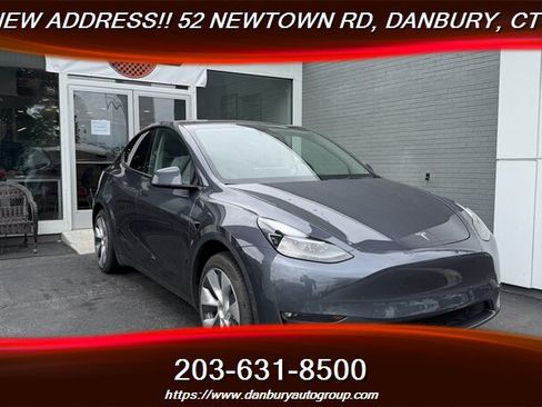 Used 2023 Tesla Model Y 2WD image 7