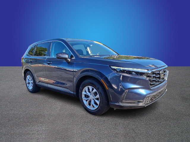 Used 2025 Honda CR-V LX image 3