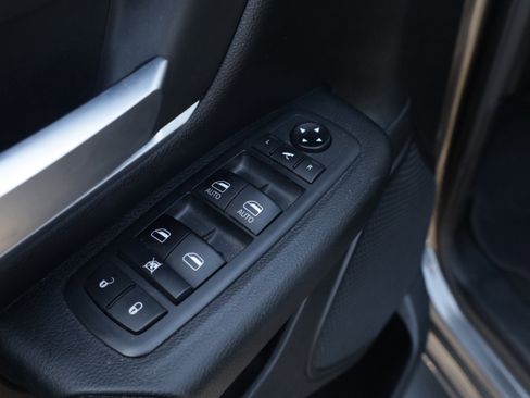 Used 2021 RAM 1500 Big Horn AWD/4WD image 17