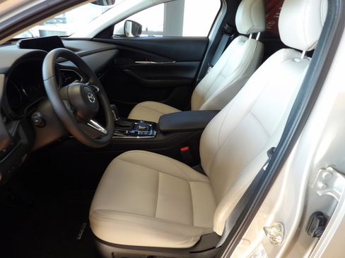 Used 2024 MAZDA CX-30 AWD 2.5 S w/ Preferred Package image 26