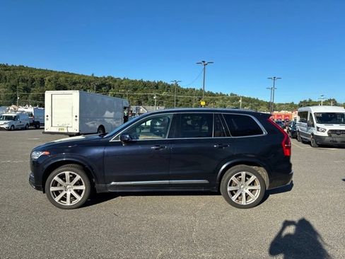 Used 2017 Volvo XC90 T6 Inscription w/ Vision Package AWD/4WD image 4