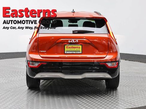 Used 2023 Kia Niro Wind w/ Wind Preserve Package FWD image 6