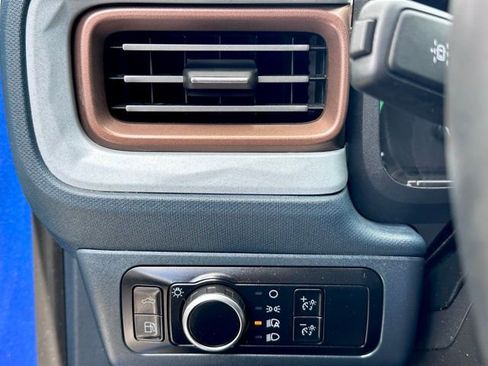 Used 2024 Ford Maverick Lariat FWD image 19