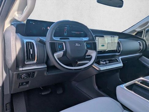 New 2025 Ford Expedition Max Platinum w/ Platinum Ultimate Package image 3