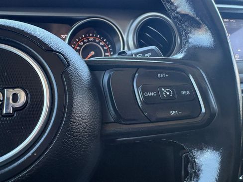 Used 2022 Jeep Wrangler Unlimited Sport AWD/4WD image 34
