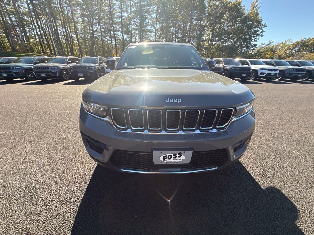 New 2027 Jeep Grand Cherokee Laredo X AWD/4WD image 8
