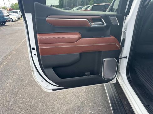 Used 2023 GMC Sierra 1500 Denali Ultimate AWD/4WD image 14