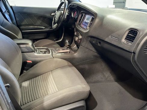 Used 2019 Dodge Charger Scat Pack w/ Navigation & Travel Group image 6