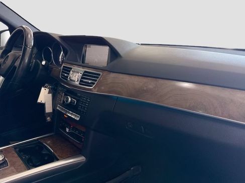 Used 2014 Mercedes-Benz E 350 4MATIC Sedan w/ Premium 1 Package image 30