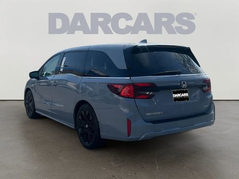 Used 2025 Honda Odyssey Sport-L image 5