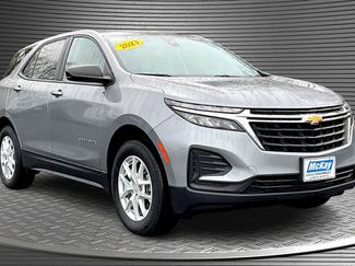 Used 2023 Chevrolet Equinox LS w/ LS Convenience Package video 1
