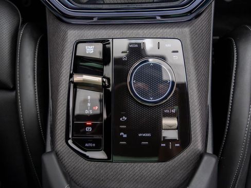 Certified 2025 BMW X3 xDrive30i w/ Premium Package image 20