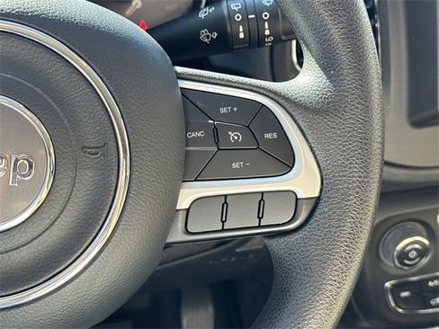 Used 2019 Jeep Compass Sport image 25