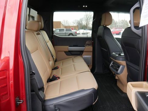 Used 2025 Ford F250 Lariat w/ Lariat Ultimate Package image 27