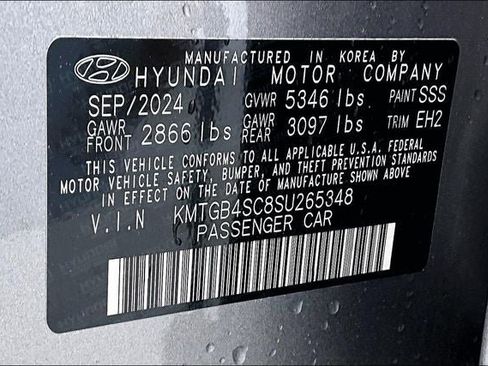 Used 2025 Genesis G80 2.5T Advanced image 18