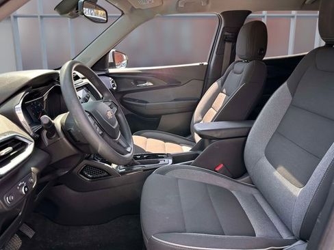 Used 2023 Chevrolet TrailBlazer LT w/ Convenience Package AWD/4WD image 15