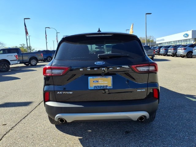Certified 2023 Ford Escape Active AWD/4WD image 6