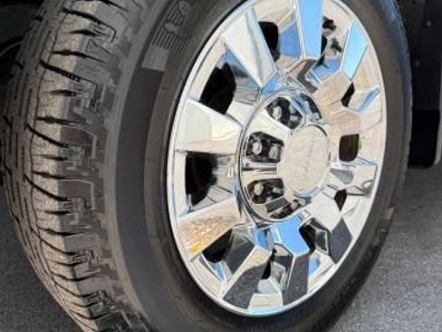 Used 2019 GMC Sierra 2500 Denali AWD/4WD image 37