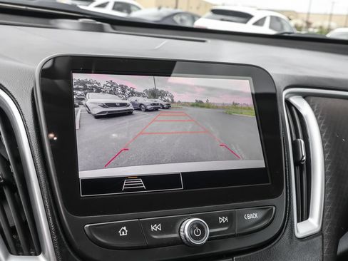 Used 2023 Chevrolet Malibu LT FWD image 7