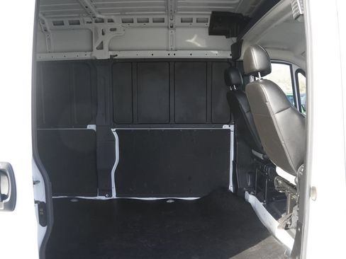 Used 2025 RAM ProMaster 2500 w/ Convenience Group FWD image 27