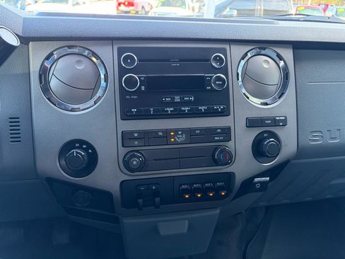 Used 2013 Ford F550 4x4 SuperCab Super Duty w/ Payload Upgrade Pkg image 36