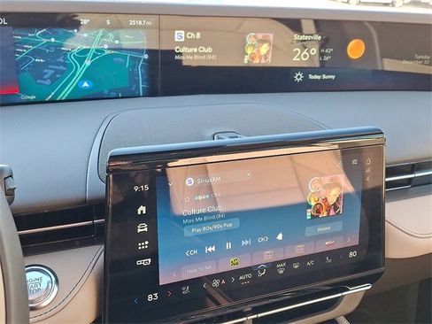 Used 2025 Lincoln Nautilus Premier w/ Equipment Group 102A image 18