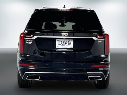 Used 2020 Cadillac XT6 Premium Luxury image 7