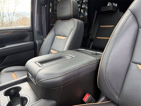 Used 2023 GMC Yukon AT4 w/ AT4 Premium Plus Package image 21