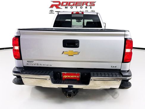 Used 2019 Chevrolet Silverado 2500 LTZ w/ Duramax Plus Package AWD/4WD image 7