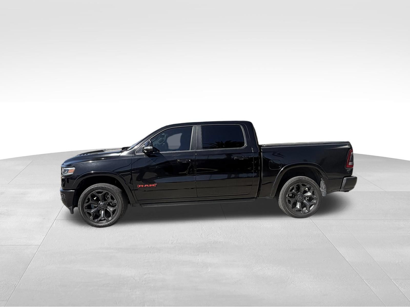 Used 2022 RAM 1500 Limited AWD/4WD image 3