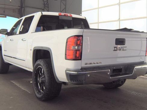 Used 2015 GMC Sierra 1500 SLT w/ SLT Crew Cab Value Package AWD/4WD image 8