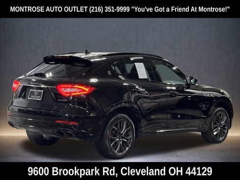 Used 2018 Maserati Levante GranSport image 6