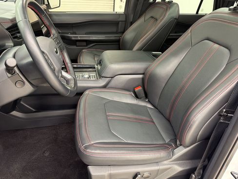 Used 2023 Ford Expedition Max Limited AWD/4WD image 5