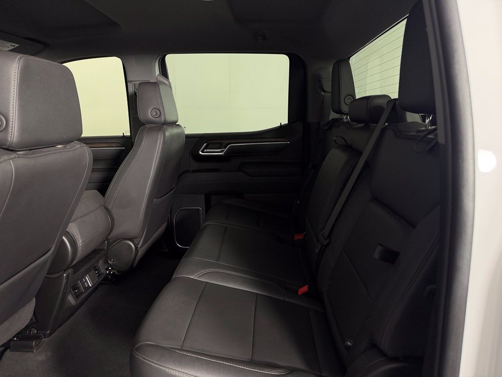 Used 2025 GMC Sierra 1500 SLT RWD image 19