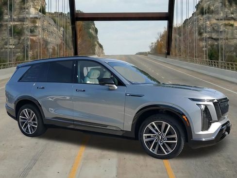New 2026 Cadillac Vistiq Luxury AWD/4WD image 12