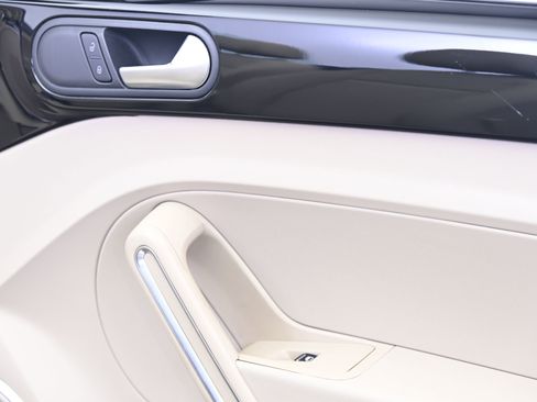 Used 2015 Volkswagen Beetle 1.8T image 20