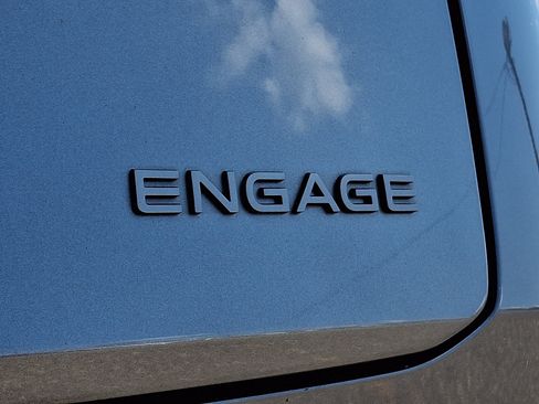 Certified 2023 Nissan Ariya FWD image 29