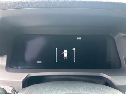 Used 2024 Toyota Tacoma TRD Off-Road image 21