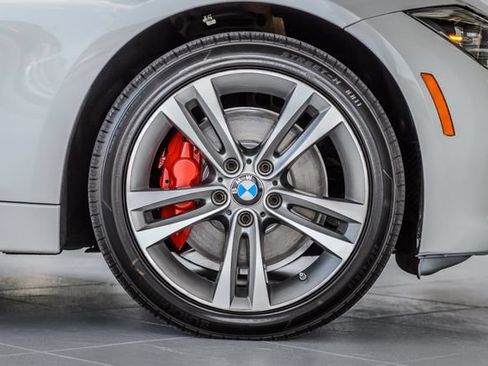 Used 2018 BMW 340i xDrive Sedan AWD/4WD image 15