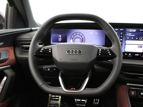 New 2026 Audi SQ5 Prestige AWD/4WD image 23