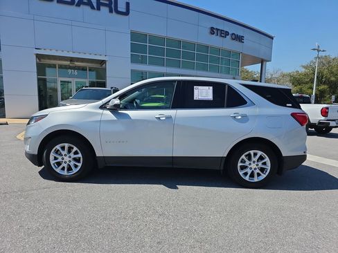 Used 2018 Chevrolet Equinox LT image 5