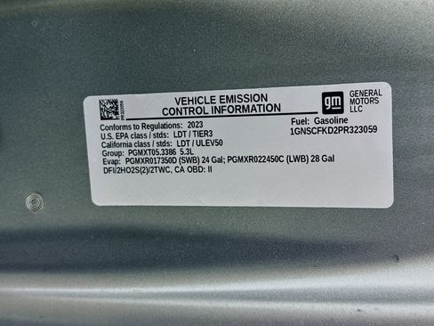 Used 2023 Chevrolet Suburban Premier RWD image 22