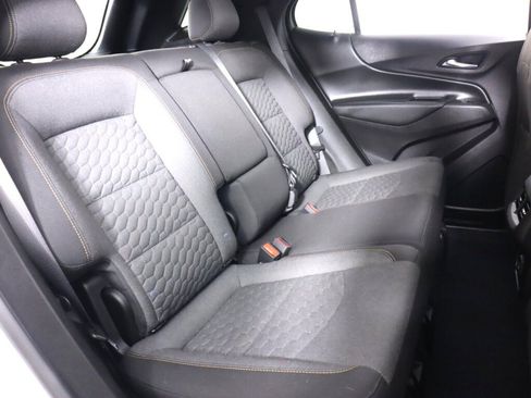 Used 2021 Chevrolet Equinox LT FWD image 39