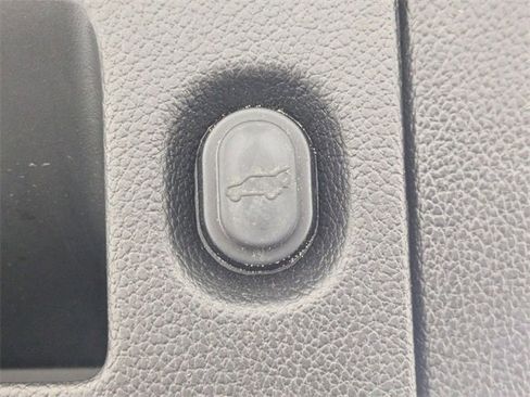 Used 2020 Chevrolet Suburban Premier w/ RST 6.2L Performance Edition image 33