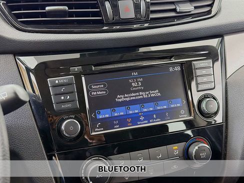 Used 2021 Nissan Rogue Sport S image 4