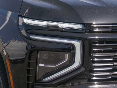 New 2026 Chevrolet Tahoe High Country w/ Sun And Tow Package AWD/4WD image 4