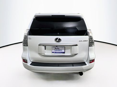 Used 2023 Lexus GX 460 Premium w/ Premium Package AWD/4WD image 6
