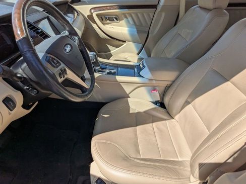 Used 2017 Ford Taurus Limited image 16