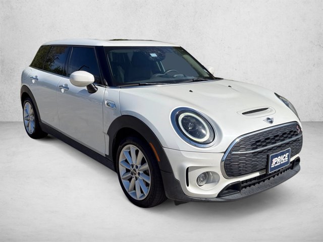 Certified 2024 MINI Cooper Clubman S FWD image 3
