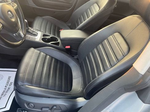 Used 2014 Volkswagen CC Sport FWD image 22